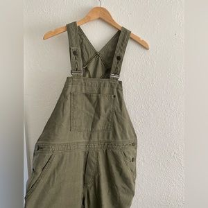 Patagonia Women's All Seasons Hemp Canvas Bib Overalls Fatigue Green Size L